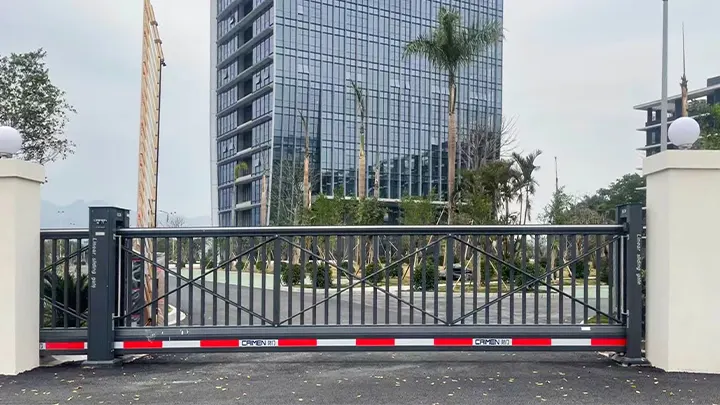 Cantilever Sliding Gate-case-09