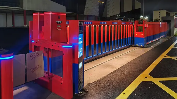 Vertical Pivot Gate-case-11